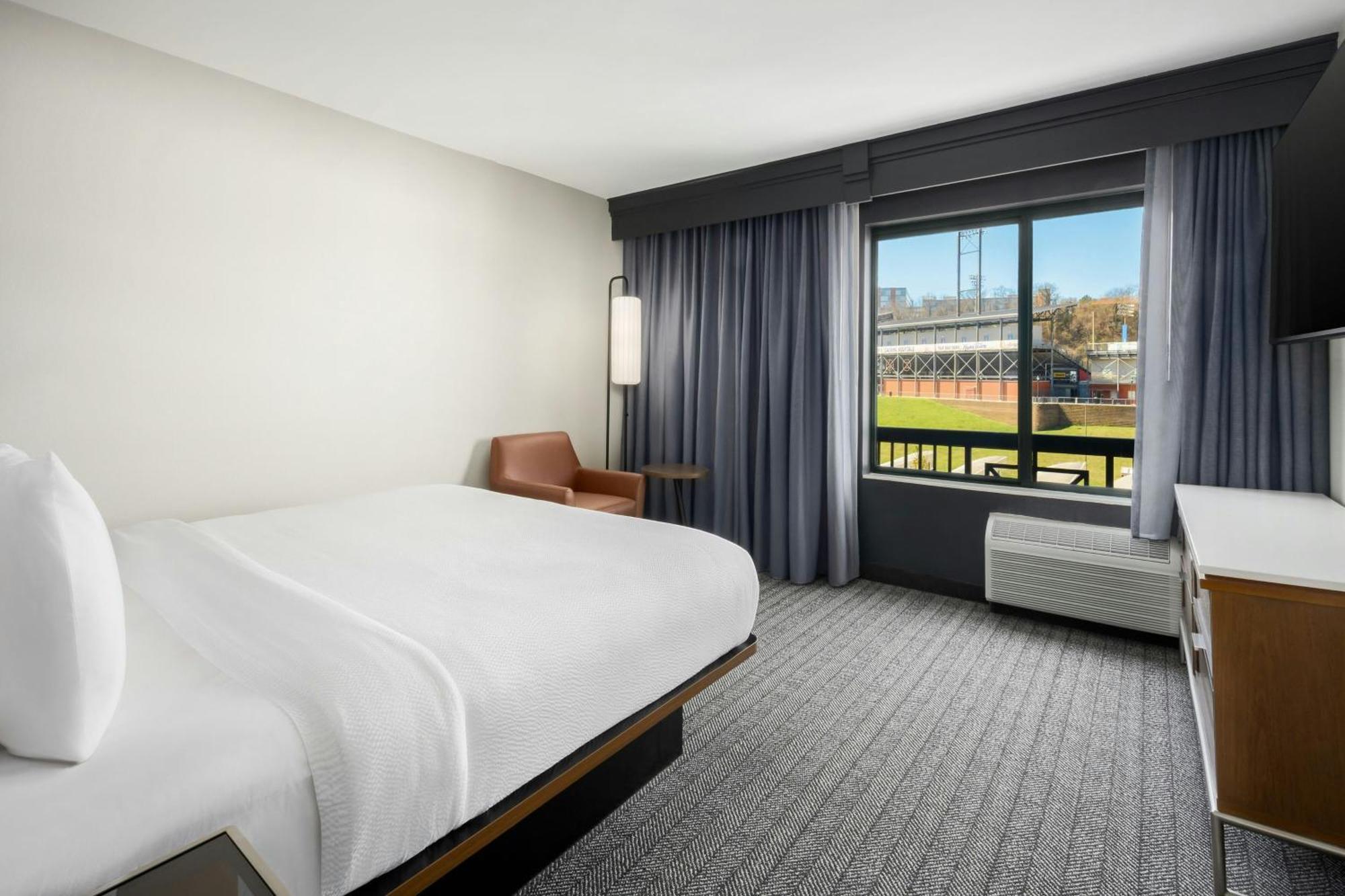 คอร์ทยาร์ด ชัตตานูกา ดาวน์ทาวน์ Hotel ชัททานูกา ภายนอก รูปภาพ